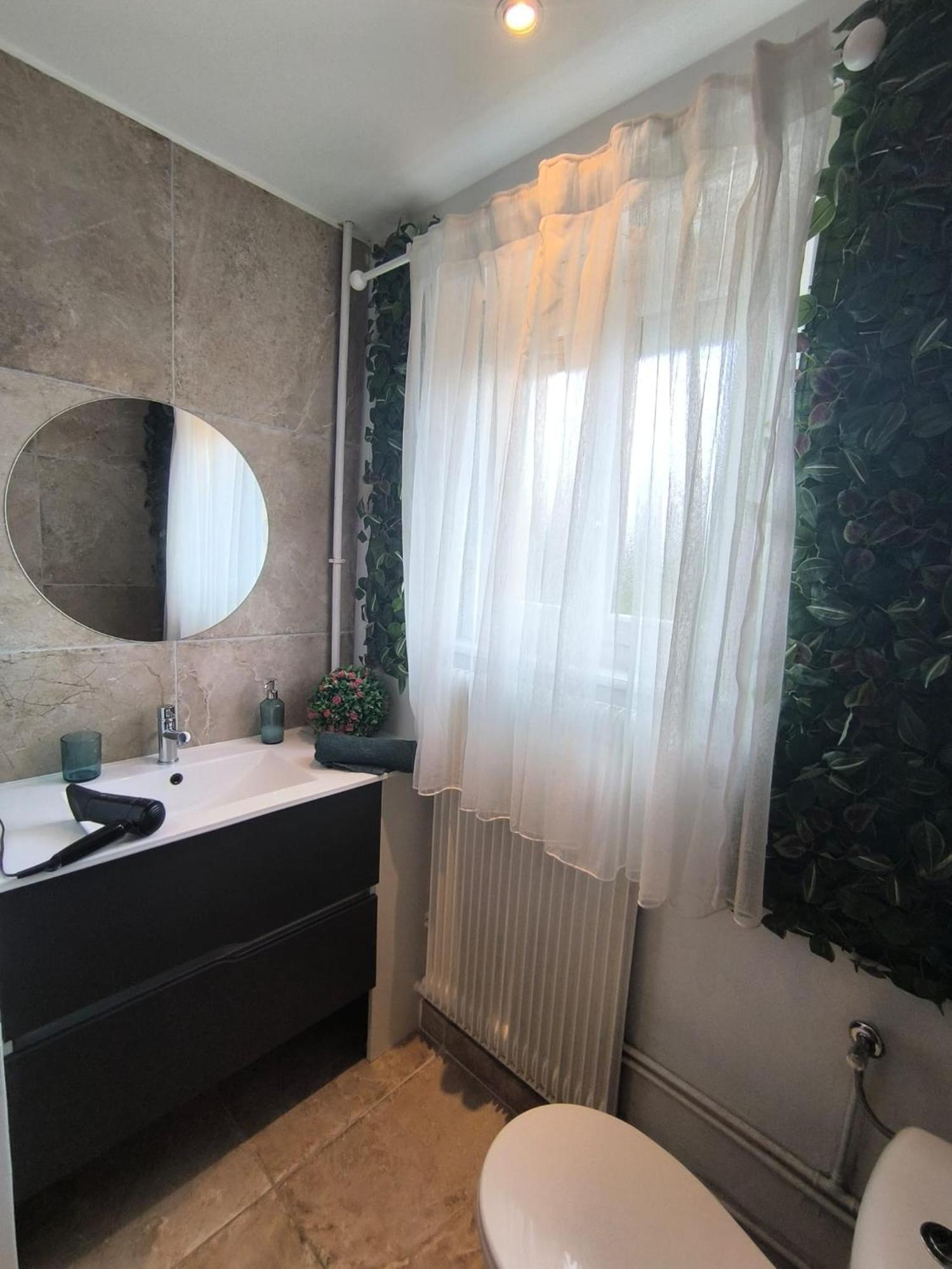 Romantic Cocon Home In Mulhouse Esterno foto